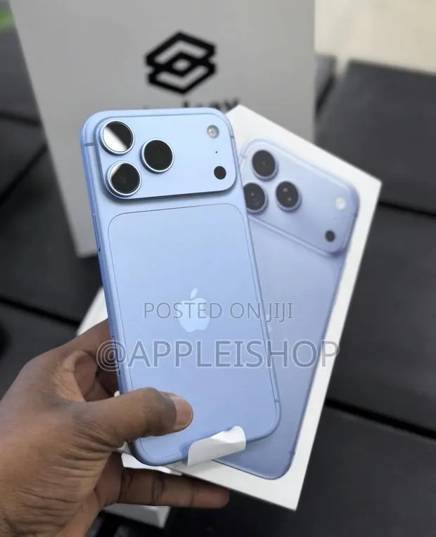 Apple iPhone 18 Pro Max 512 GB Blue · Photo 1