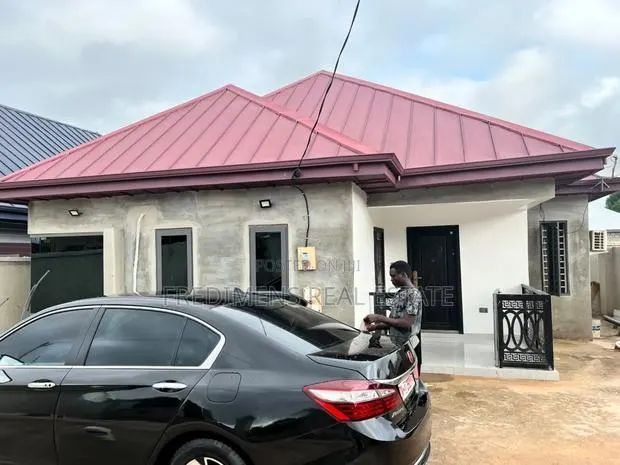 3bdrm House in Fredimens Real, Kumasi Metropolitan for sale · Photo 1