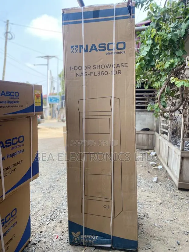 Nasco Showcase Display Fridge 298 Lites · Photo 1