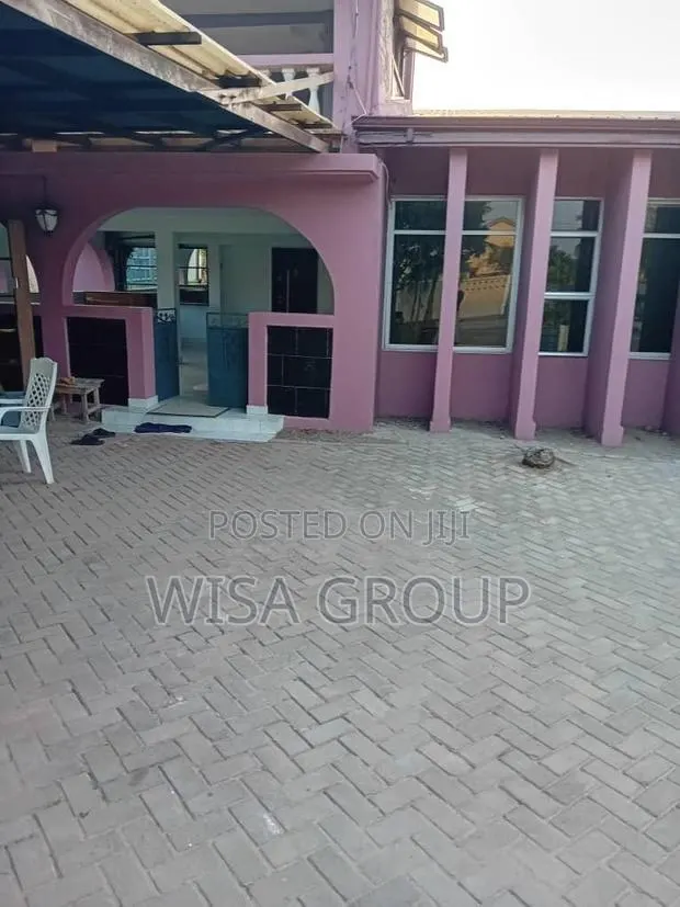 5bdrm House in Wisa Groups, Accra Metropolitan for rent · Photo 1