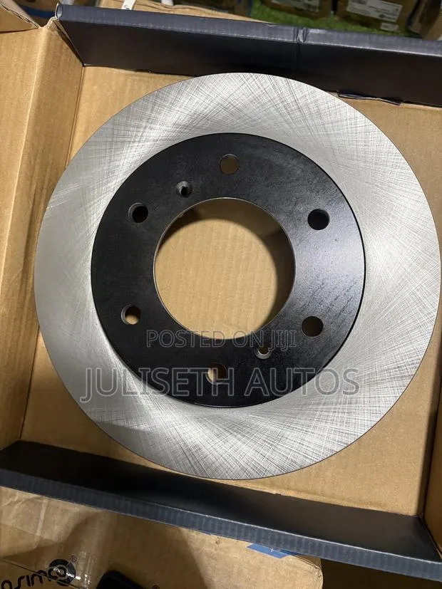 Mitsubishi Pajero, L200, Montero Front Brake Disc 2001-2006 · Photo 1