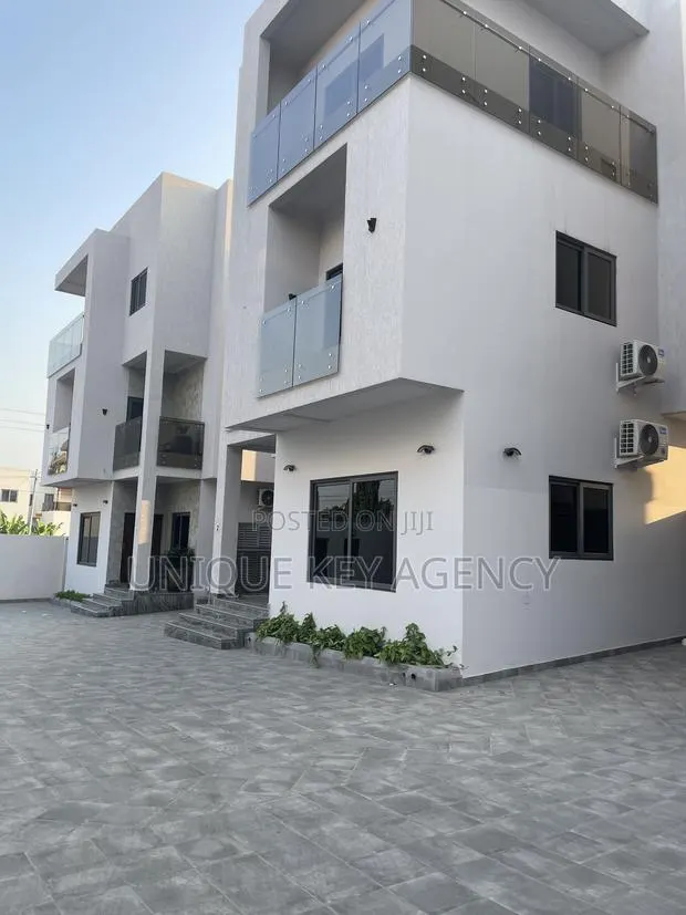 Furnished 4bdrm Duplex in Unique Key Agency, East Legon for rent · Photo 1