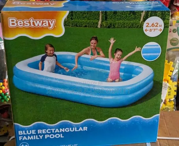 Bestway Swimming Pool · Photo 1