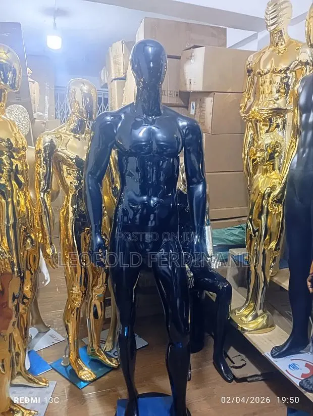 Black Male Mannequin · Photo 5