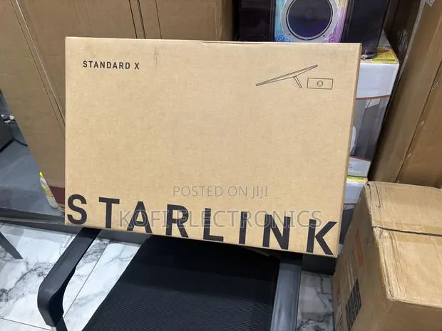 Starlink Standard X Kit: Satellite Dish + Wireless Router · Photo 1
