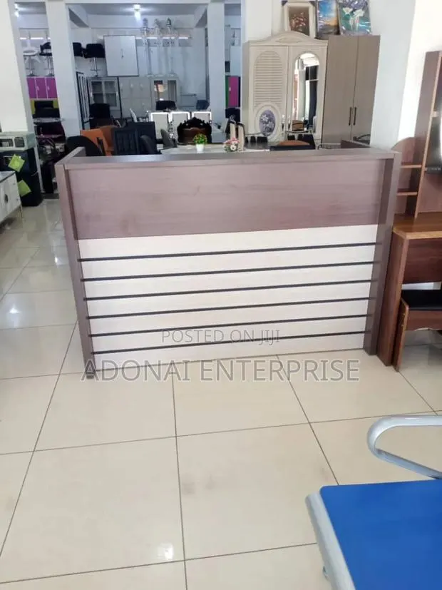Reception Desk XZ34HGD · Photo 1