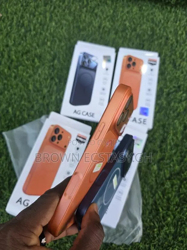 iPhone 13/14/15/16/ 17 Pro and Pro Max Upgrade Case · Photo 4