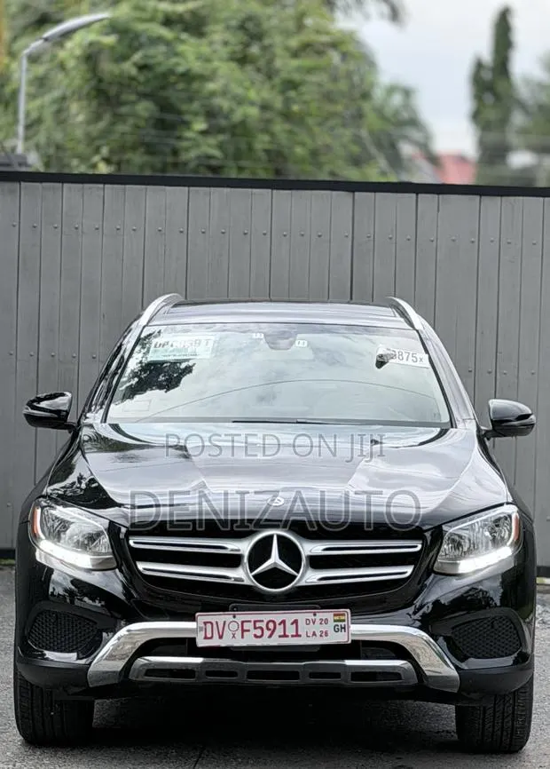 Mercedes-Benz GLC-Class 2018 Black · Photo 1