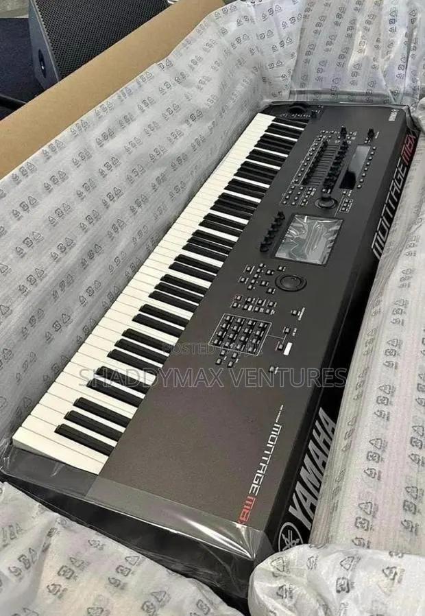 Yamaha Montage M8x Keyboard · Photo 1