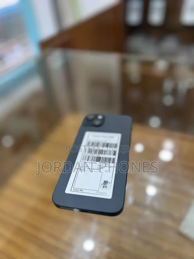 Apple iPhone 15 Plus 256 GB Black · Photo 1