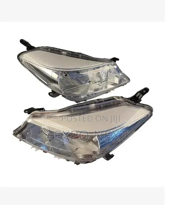 Toyota Vitz (Also Sold as the Toyota Yaris) 2011-2014 Head Light · Photo 1