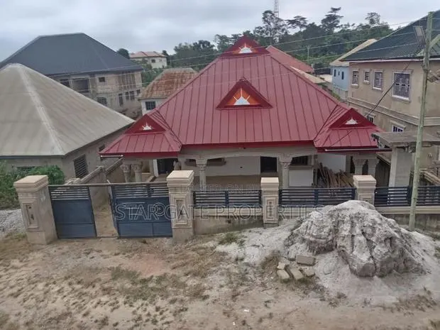 6bdrm House in Kodie, Kumasi Metropolitan for sale · Photo 1