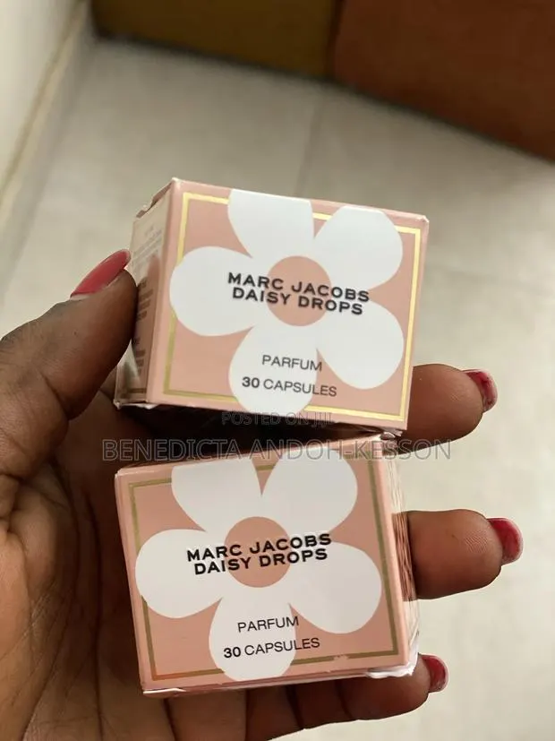 Marc Jacob's Daisy Drops · Photo 1