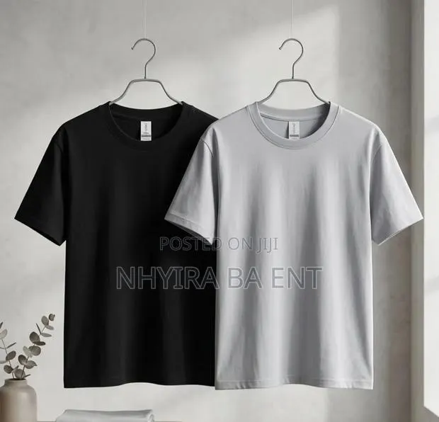H54-Vicyao Plain T-Shirt · Photo 1