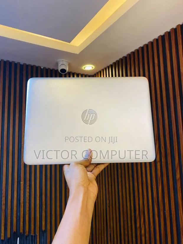 Laptop HP EliteBook 840 G3 8GB Intel Core i5 SSD 256GB · Photo 1
