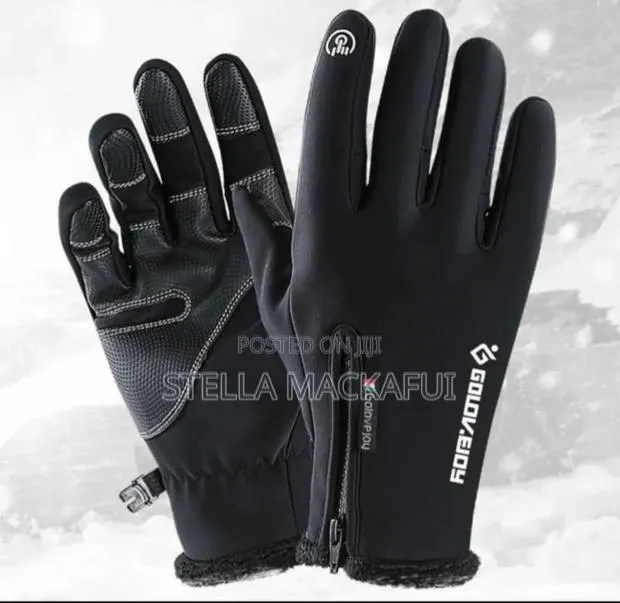 Thick Winter Gloves for Adults · Photo 1