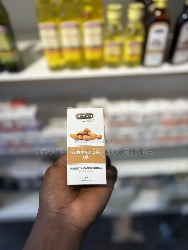 Sweet Almond Oil 30ml for Skin, Hair Natural Moisture Care · Photo 1