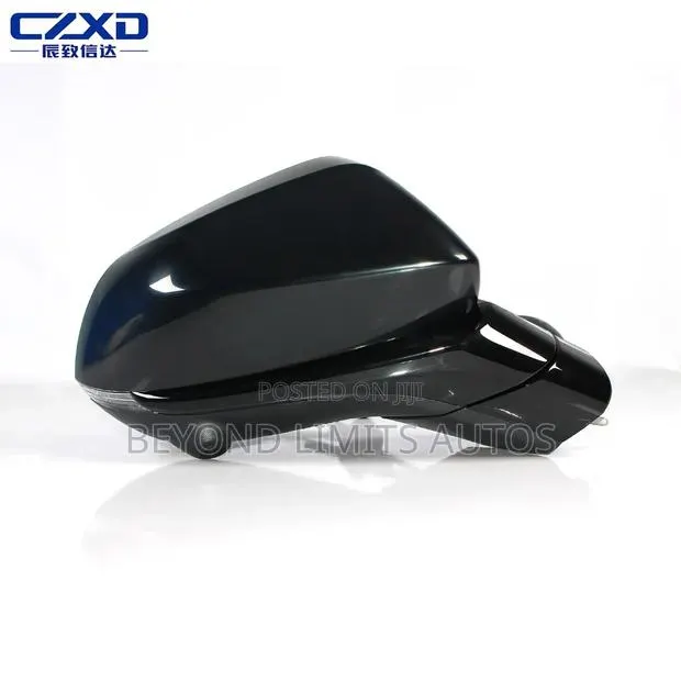 Changan Cs35 Side / Driving Mirror With Camera, Light and Sensor · Photo 1