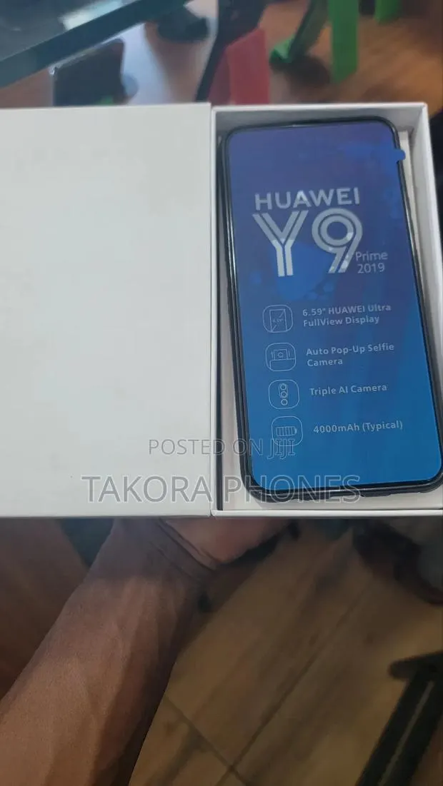 New Huawei Y9 Prime 2019 128 GB Black · Photo 1