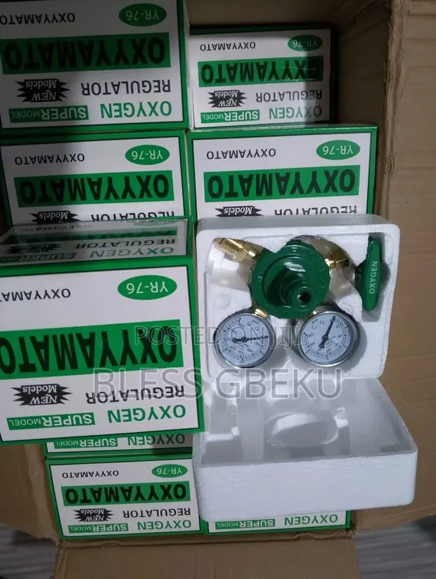 Oxygen Regulator · Photo 1