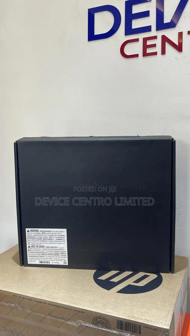 New Laptop Dell Precision 3510 32GB Intel Core Ultra 7 SSD 256GB · Photo 1