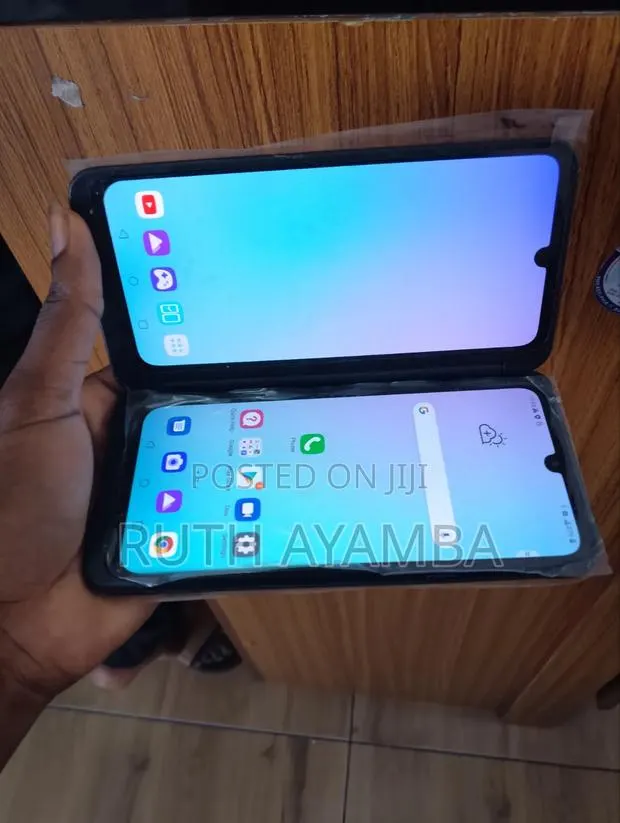 New LG G8X Thinq 128 GB Black · Photo 1