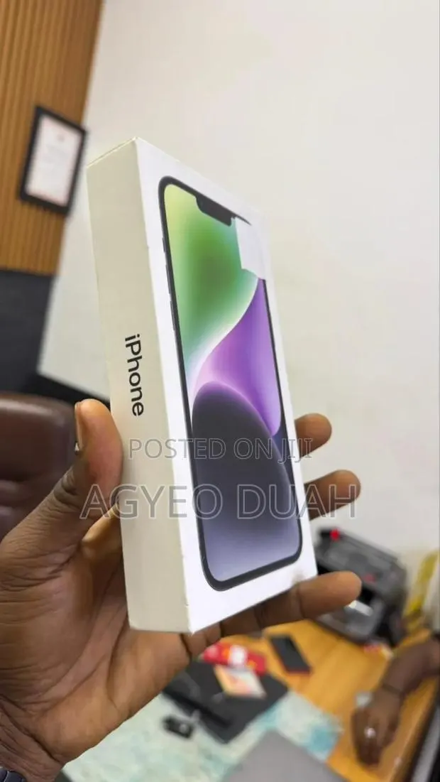 New Apple iPhone 14 Plus 128 GB Black · Photo 1