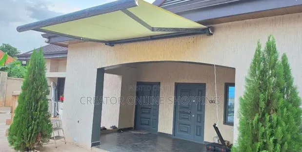 Retractable Canopy and Awning · Photo 1
