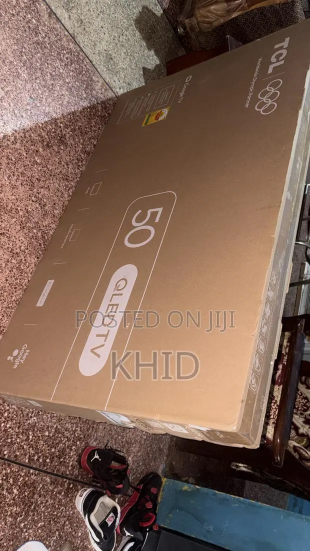 TCL 50” Qled · Photo 1