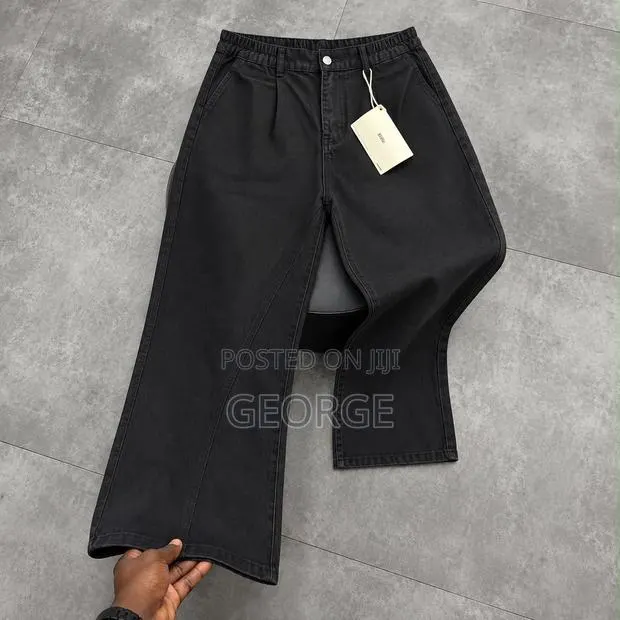 Baggy Jeans · Photo 1