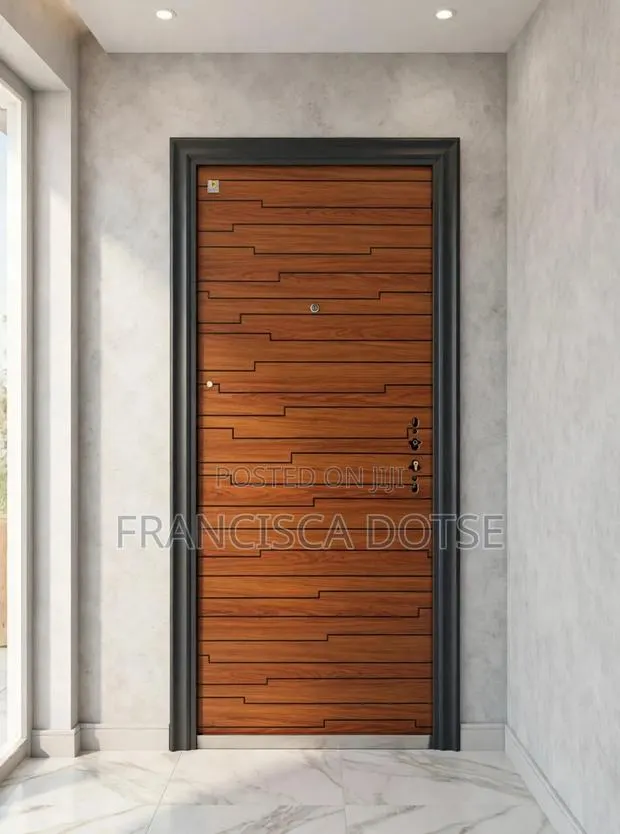 Smooth Single Standard Door · Photo 1