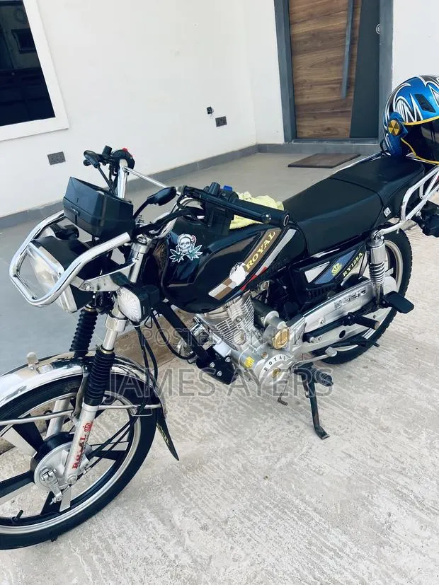 Royal RY125 2026 Black · Photo 1