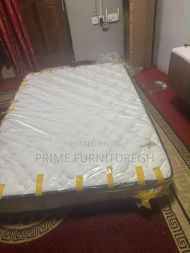 Double Mattress · Photo 1
