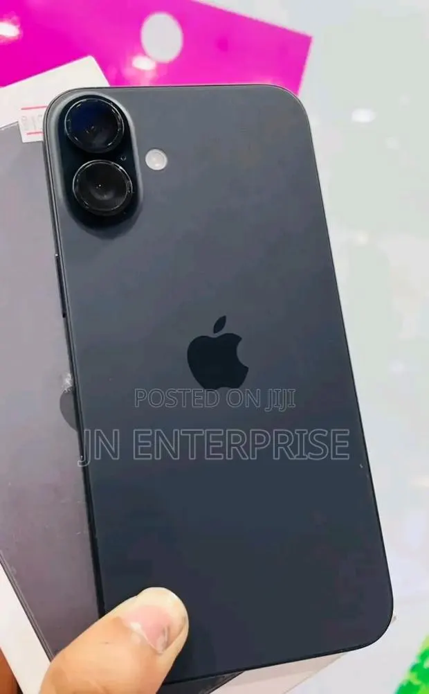 New Apple iPhone 16 Plus 128 GB Black · Photo 1