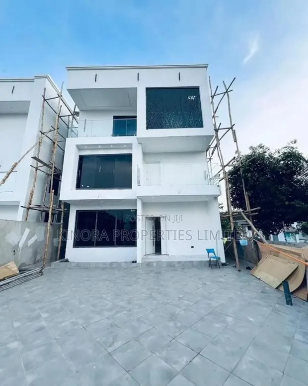 4bdrm Duplex in Adjiganor, Adjiriganor for sale · Photo 1