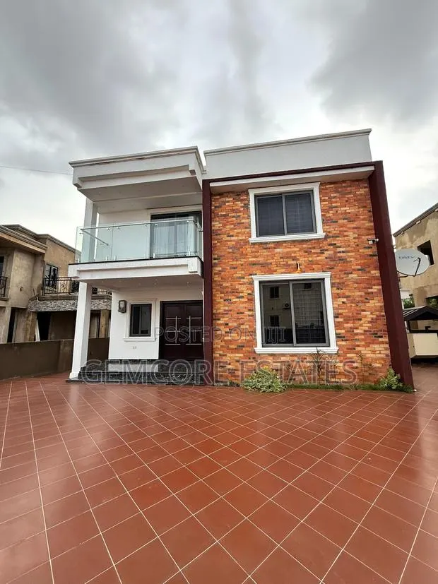 Furnished 4bdrm House in East Legon, American House for rent · Photo 1