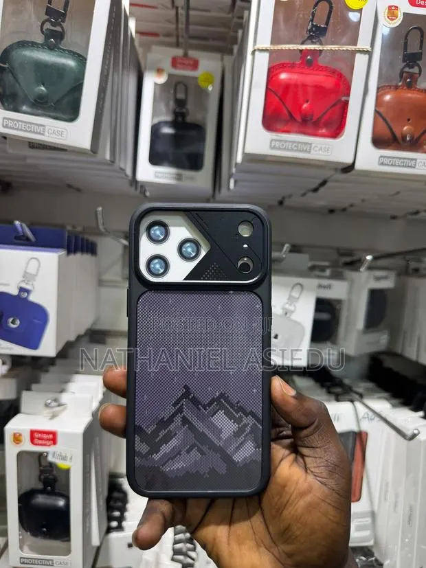 SULADA "Golden Mountain Pattern" Case for the iPhone 17 Pro Max · Photo 1