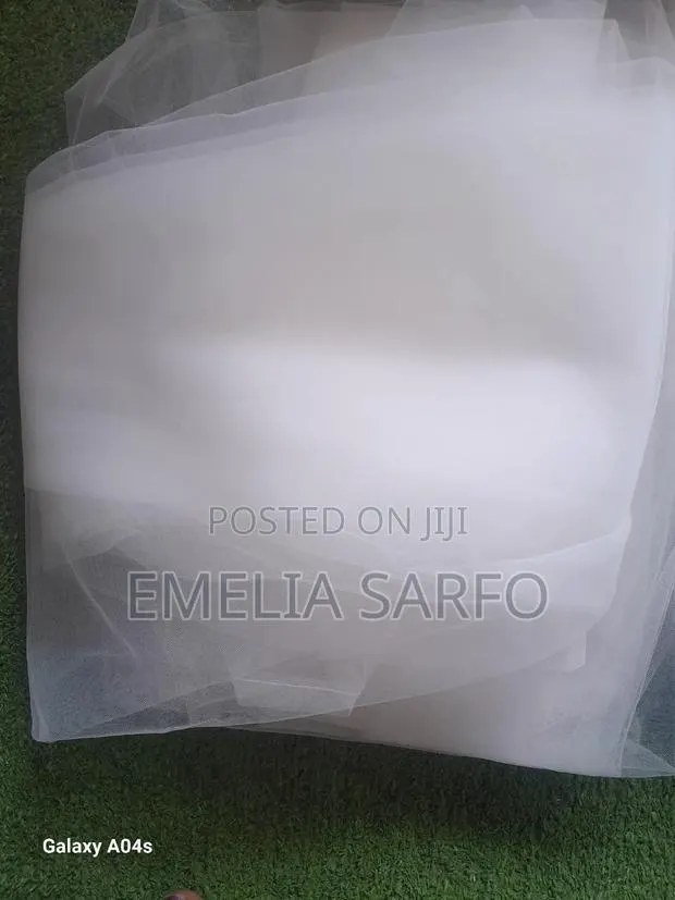 White Tulle Mesh · Photo 1