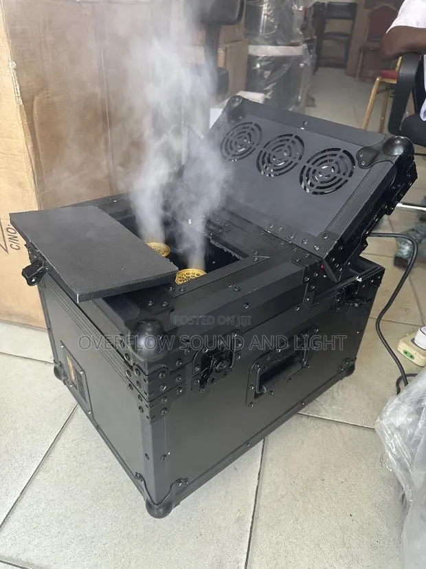 Oil Based Haze Machine · Photo 1