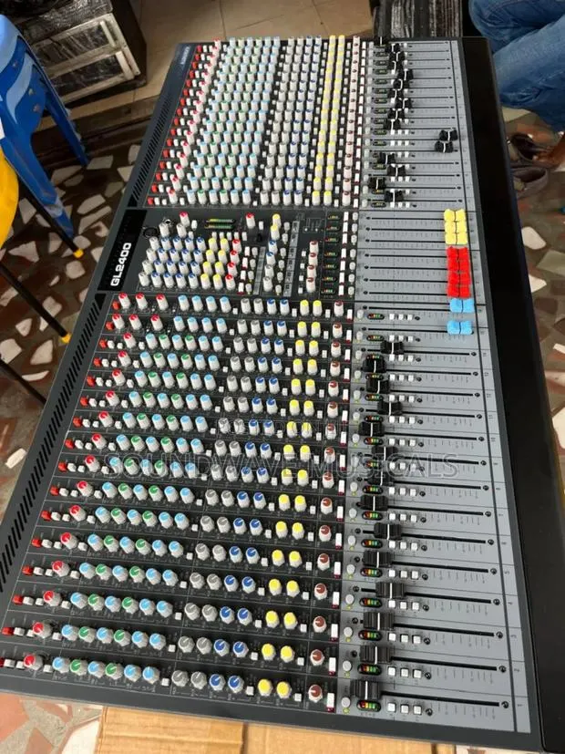 Allen Heath Gl 2400 · Photo 1