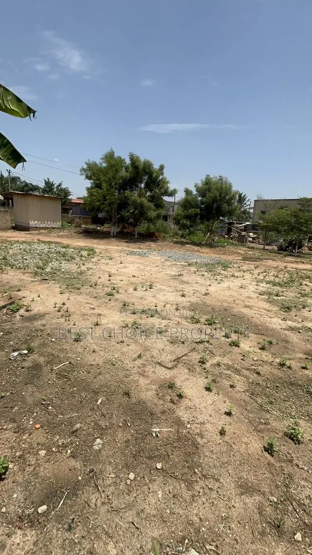 Title Land for Sale at Ashley Botwe · Photo 1