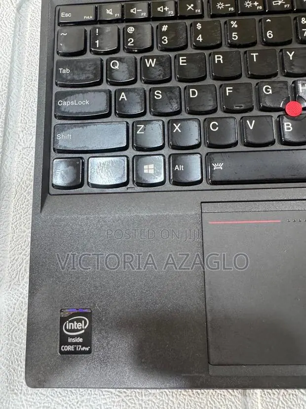 Laptop Lenovo ThinkPad T490s 8GB Intel Core i7 HDD 500GB · Photo 1