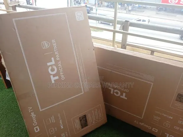 Access a World of Entertainment With TCL 50 Inches Smart Tv · Photo 1