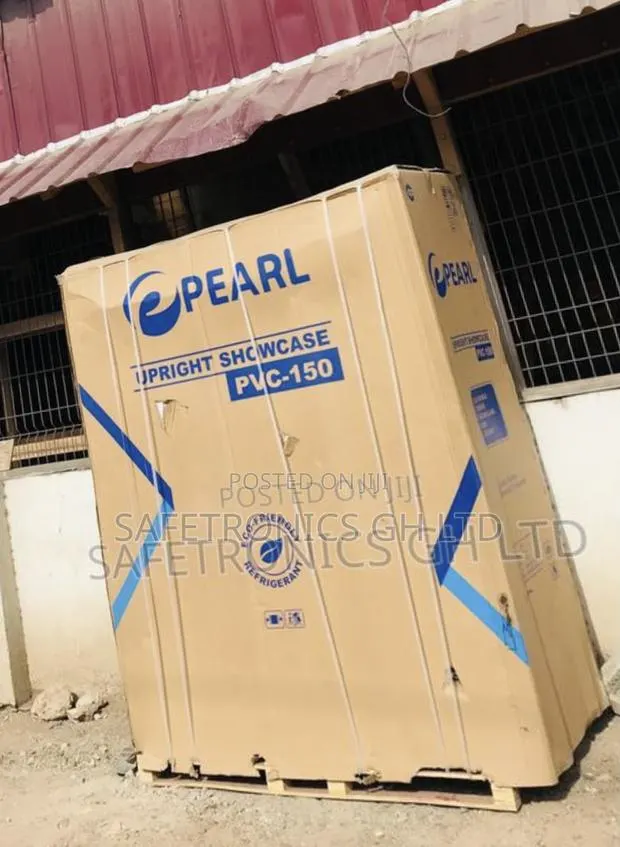 Eco Friendly PVC-150 Display 3 Doors Pearl Glass Fridge · Photo 1