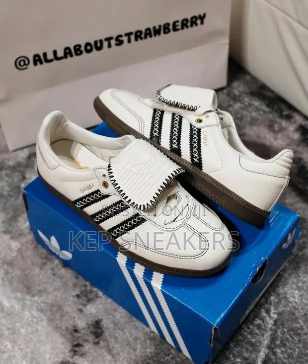 Adidas Samba Wales Bonner · Photo 1