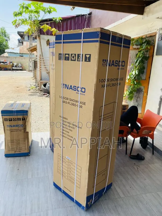 Affordable Nasco Nasfl400-1dr Single Door Display Fridge. · Photo 1