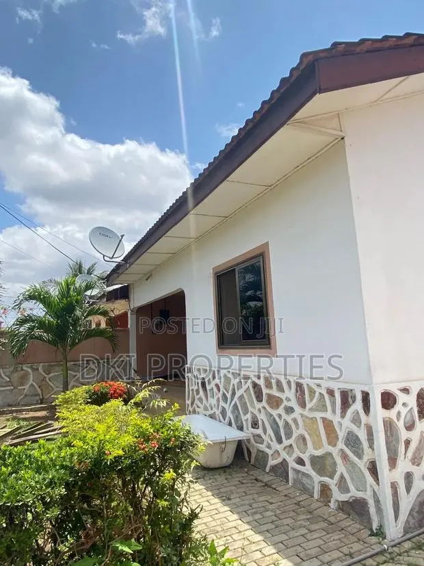3bdrm House in Dki Properties, Ghana Link Area for rent · Photo 1