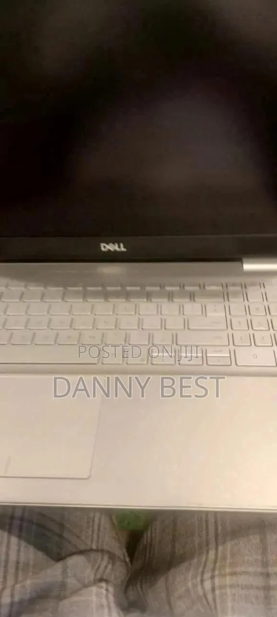 Laptop Dell Inspiron 15 8GB Intel Core i5 SSD 256GB · Photo 1