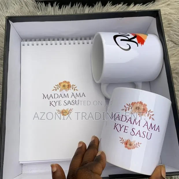 2 Mugs + 2 Notepads + Gift Box Set · Photo 1