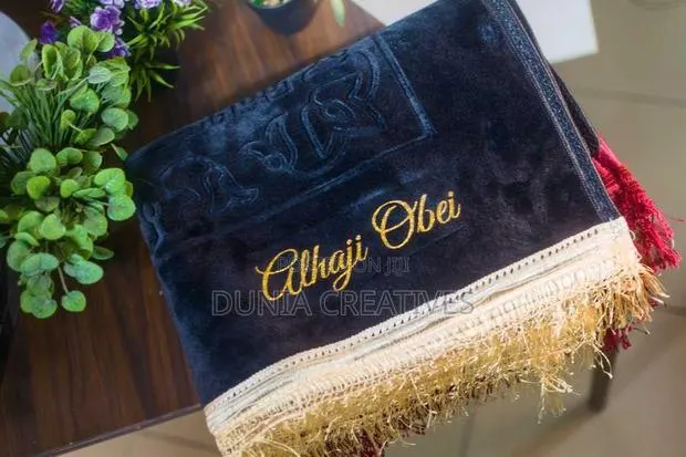 Personalized Prayer Matt Shawl — Printed in Premium Gold · Photo 1